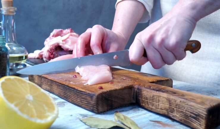 raw chicken preparation