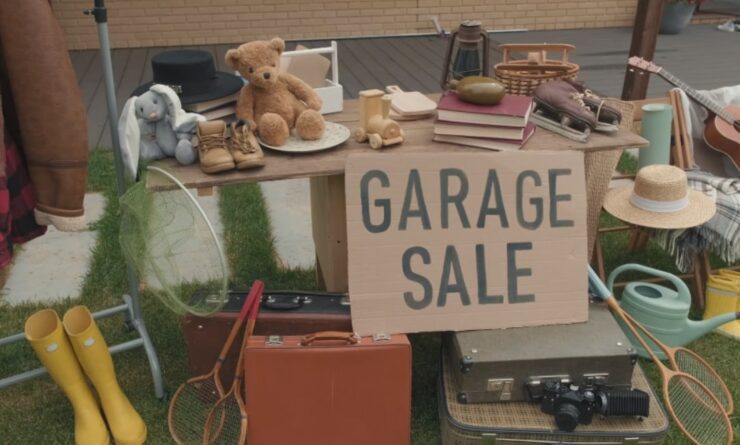 Earn Money Fast - Sell Your Stuff - Garage Sale