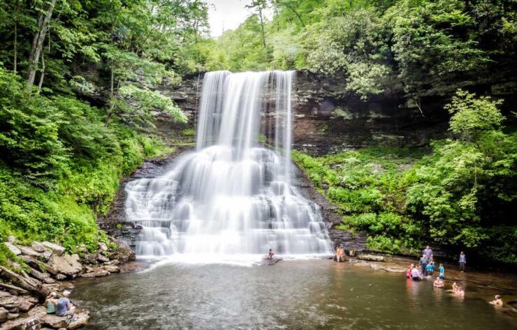 Cascades Falls