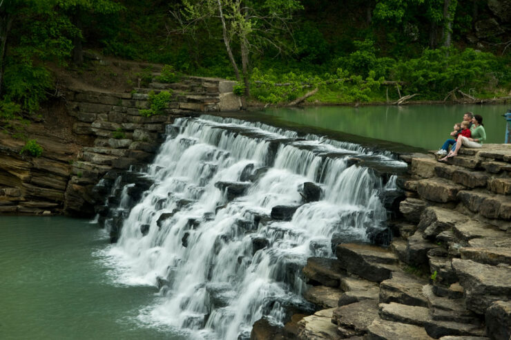 Devils Den State Park