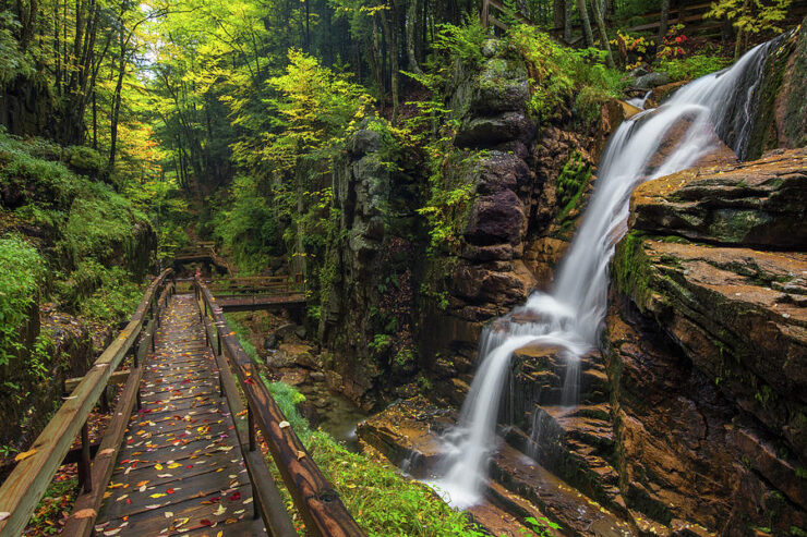 flume george falls
