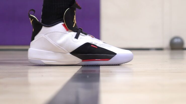 Air Jordan 33