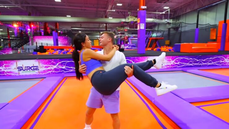 TRAMPOLINE PARK