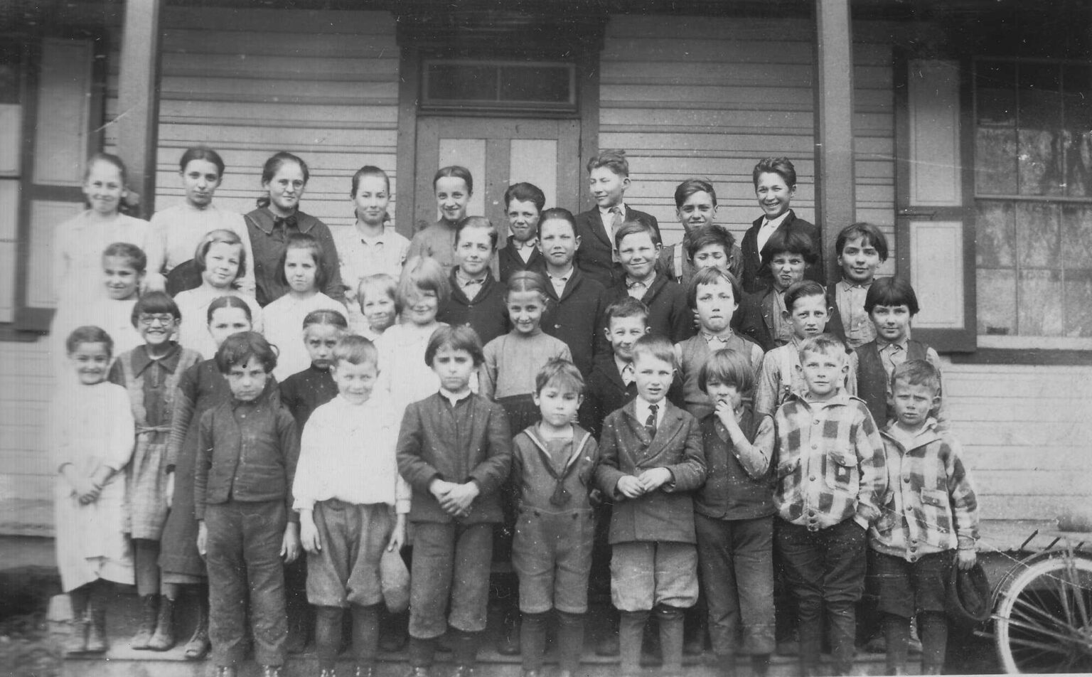 Amish vs. Mennonite Understanding the Differences and Similarities