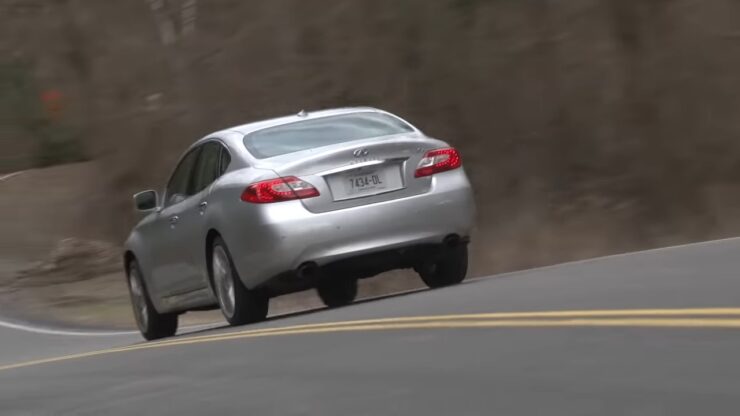 2013 Infiniti M56