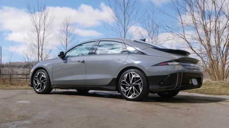 2024 Hyundai Ioniq 3