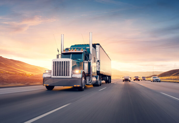 8 Tips for Mastering Full Truckload Shipments for Efficient Logistics
