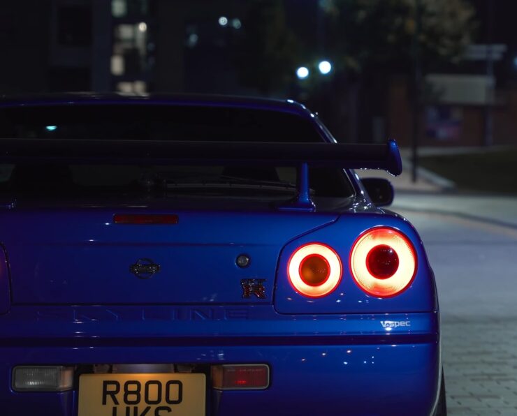 Nissan R34 GT-R Skyline Night Drive _ Shoots Flames 4K 2-39 screenshot