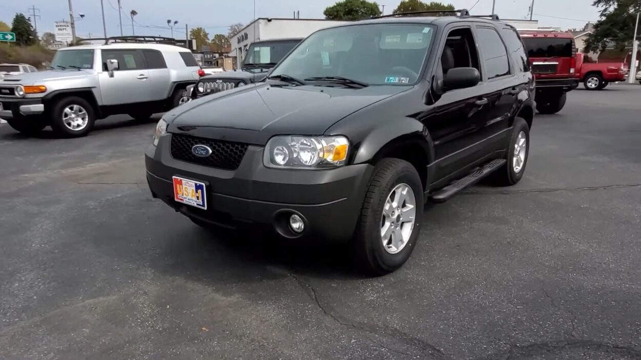 2007 Ford Escape XLT 4X4 Black