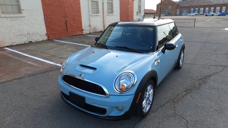 2011 blue Mini Cooper