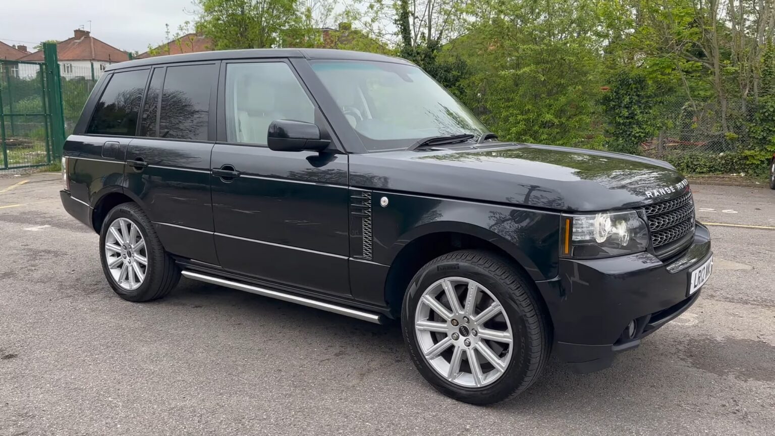 Range Rover - 16 Best & Worst Years (With Examples)