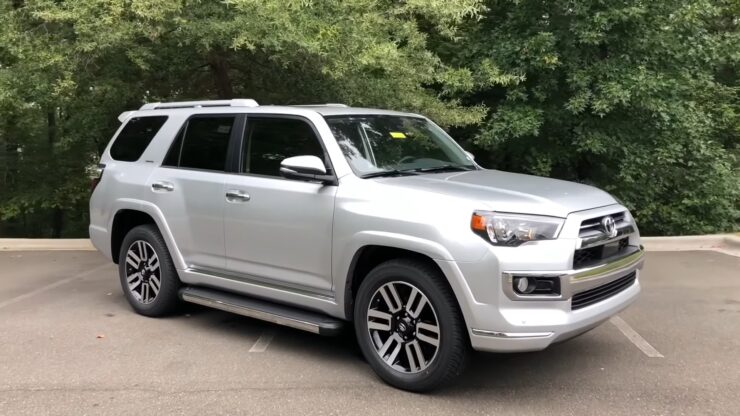 2020 Toyota 4Runner diagonal