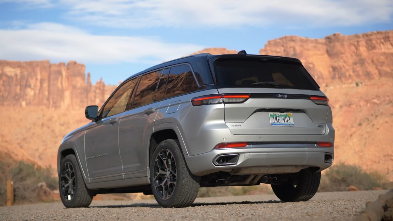 Jeep Grand Cherokee Back