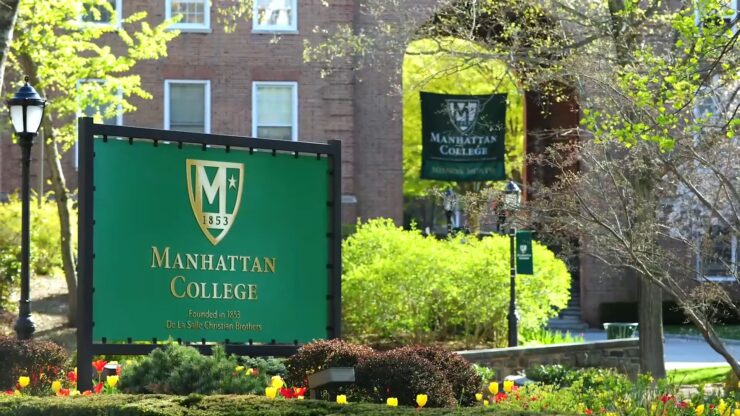 Manhattan College Inside Campus