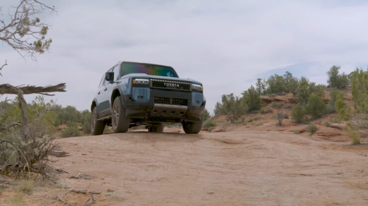 Toyota Land Cruiser Exterior