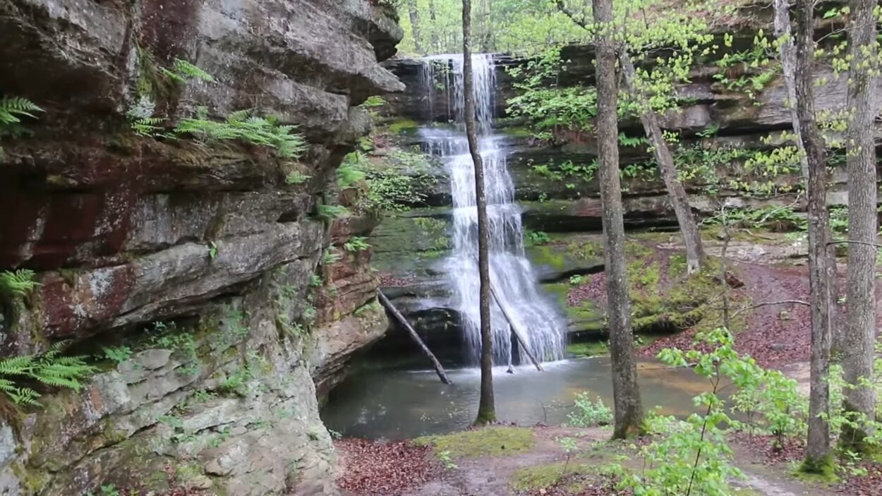 Hickory Canyon Falls