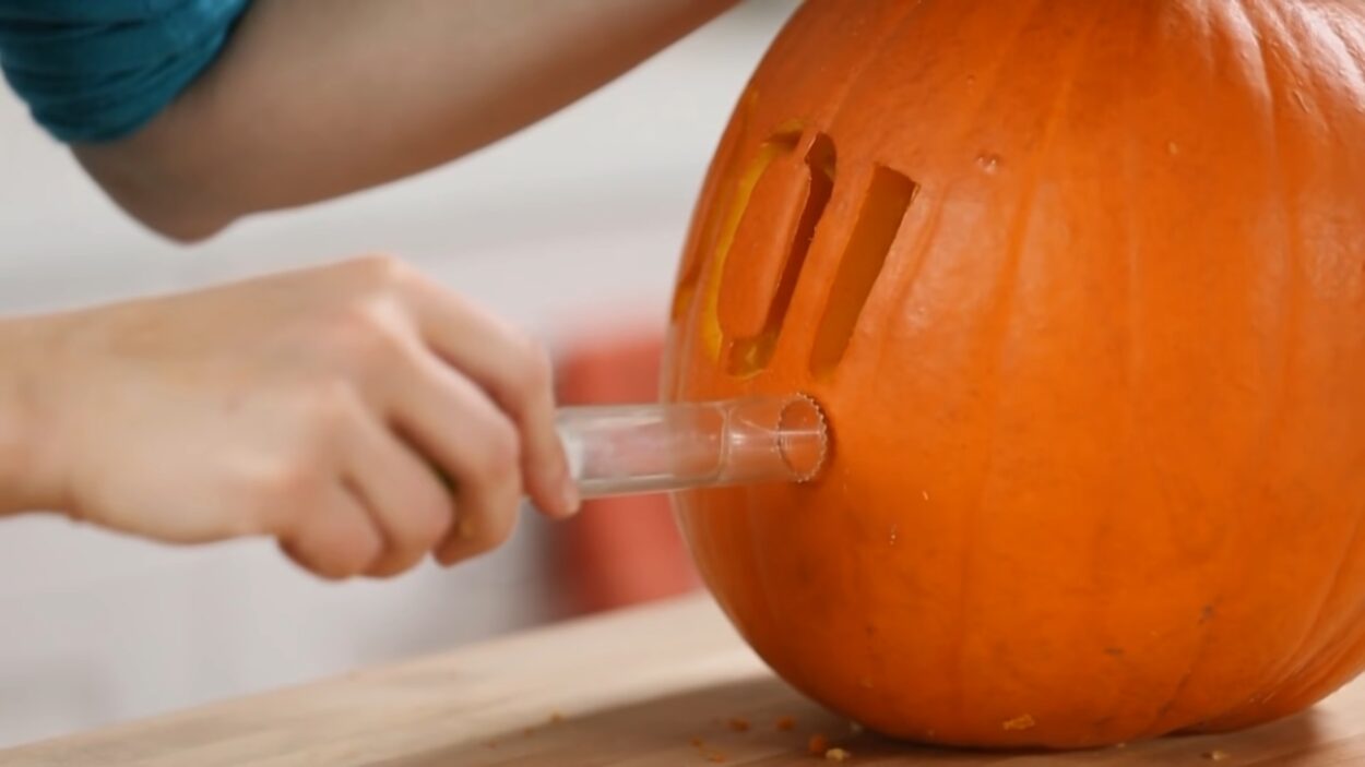 How to Carve a Pumpkin Special Tool