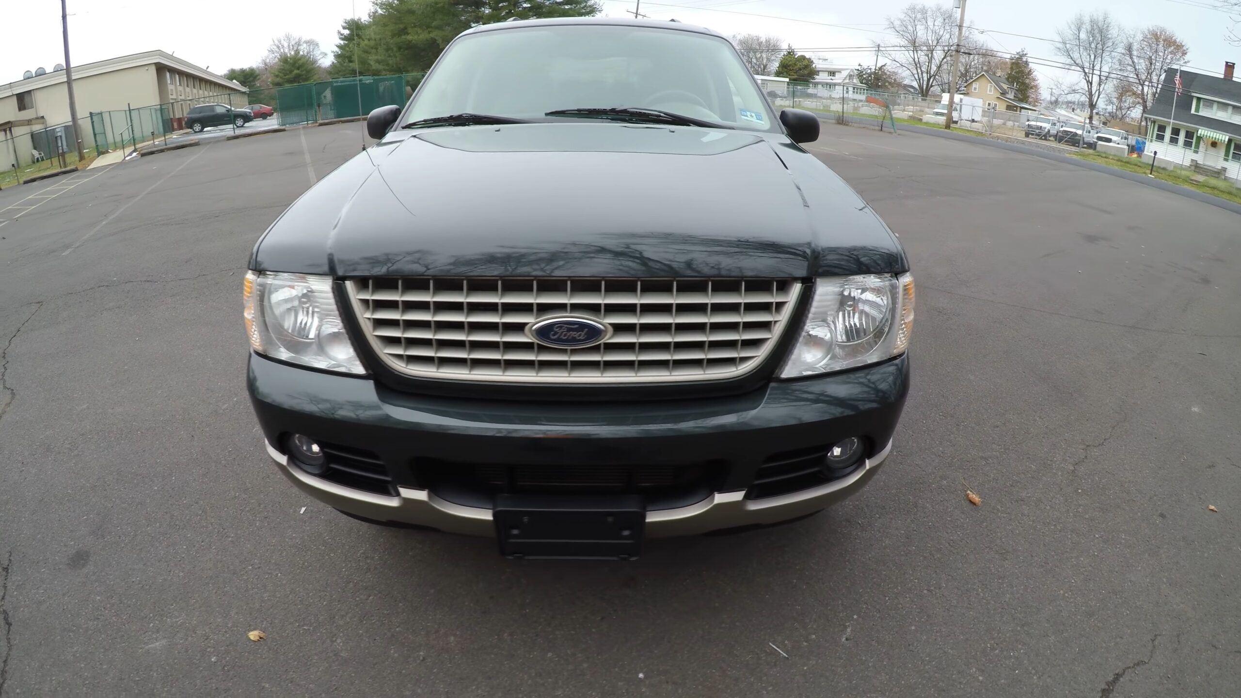 2004 Ford Explorer Model