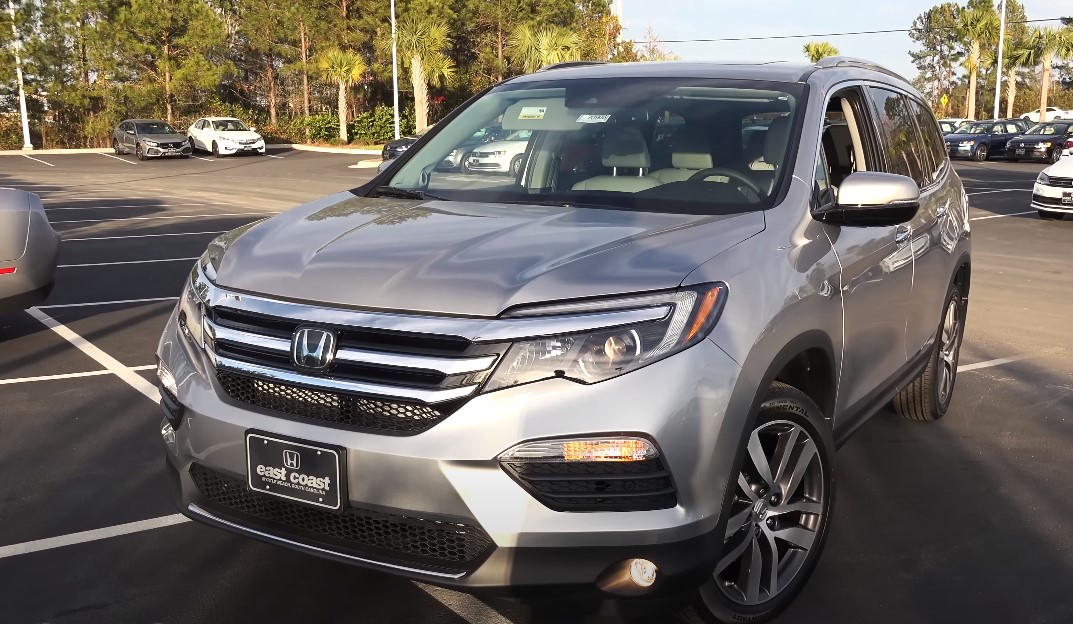 2017 Honda Pilot Model