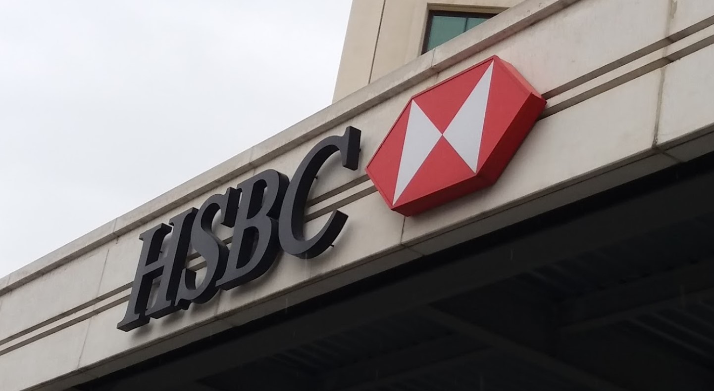 How Many HSBC Banks are in Cayman