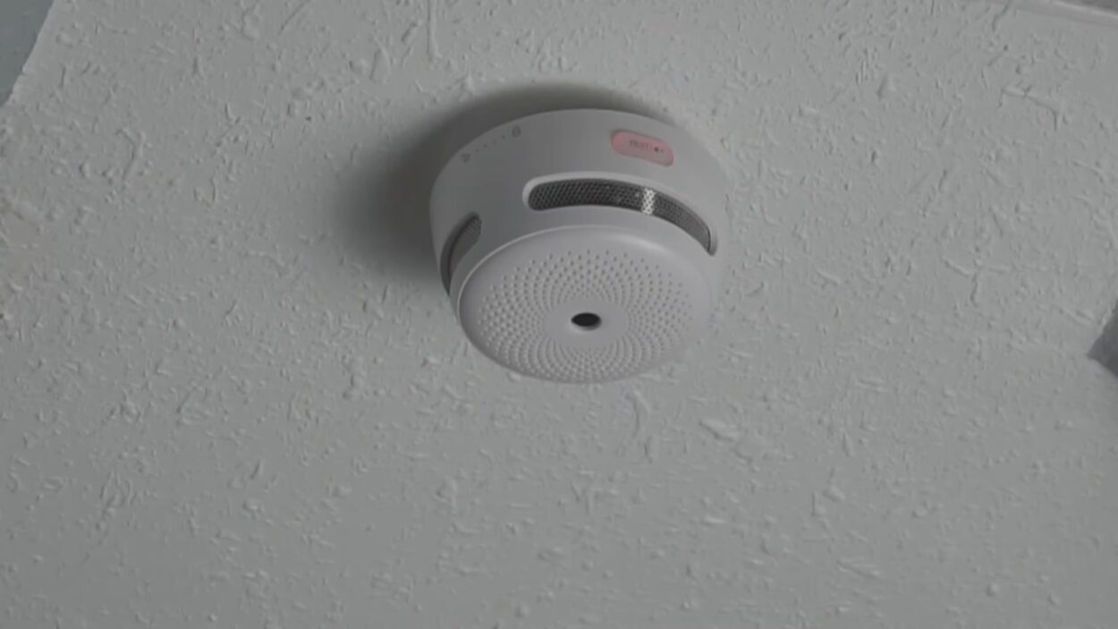 Smoke Detector Humidity and Steam