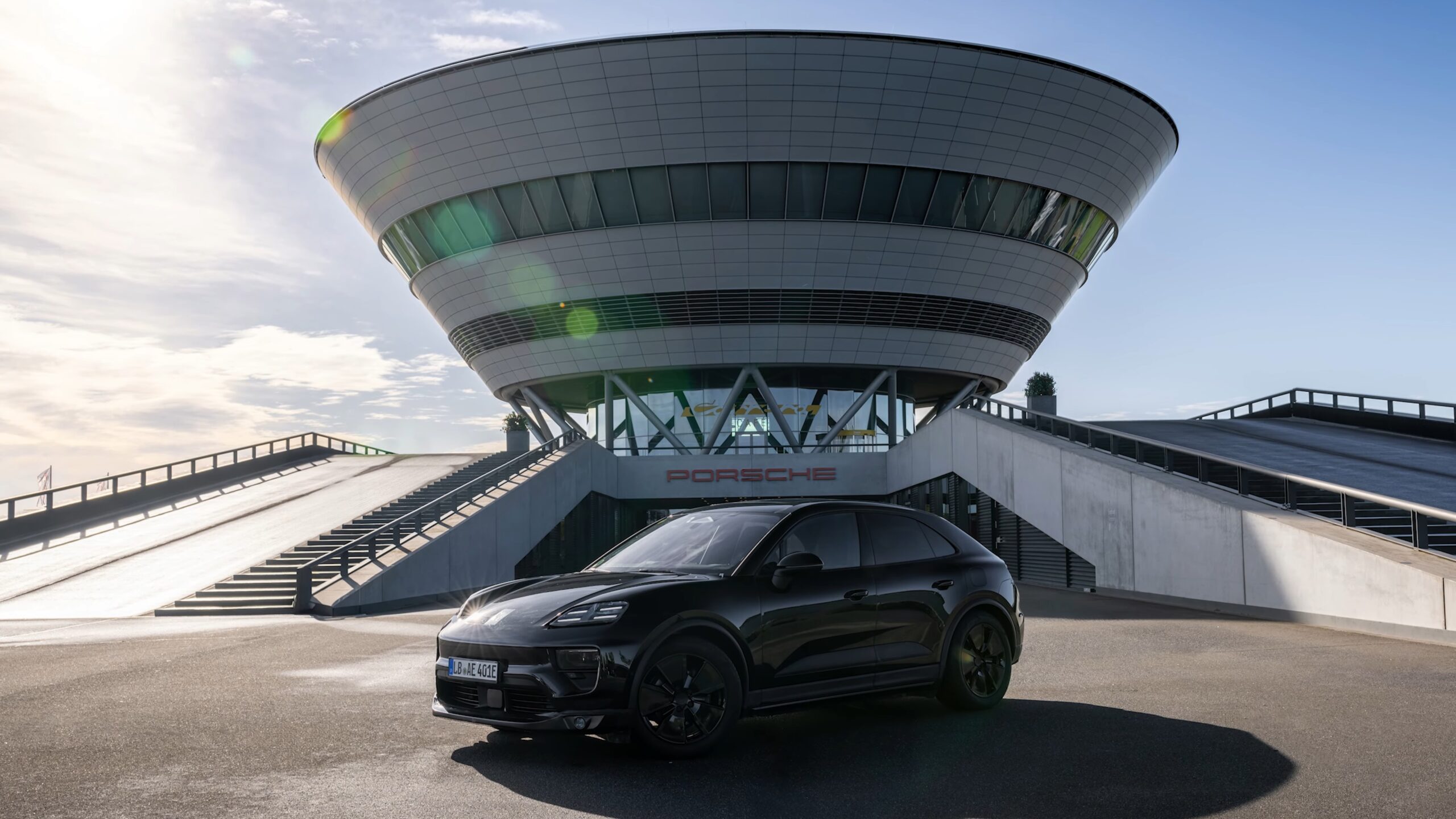 How Fast Is New Porsche Macan EV