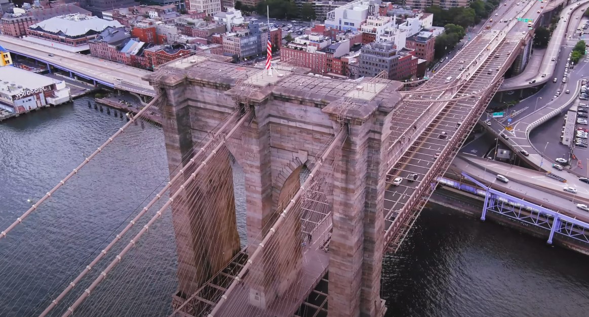 Brooklyn Bridge arches design