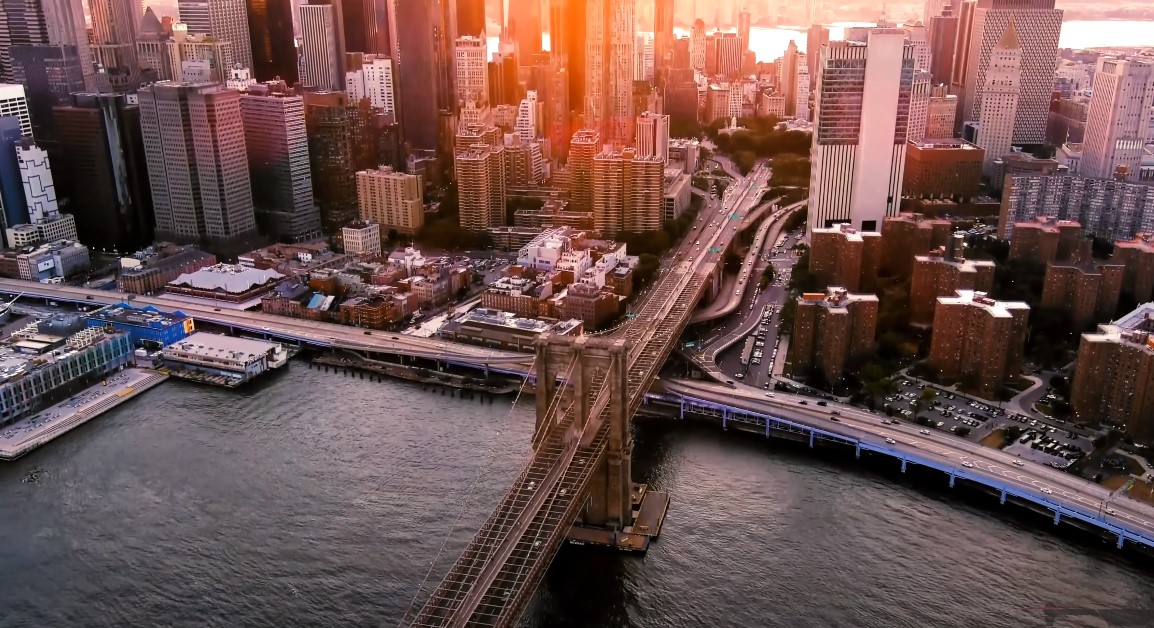 Brooklyn Bridge traffic volume