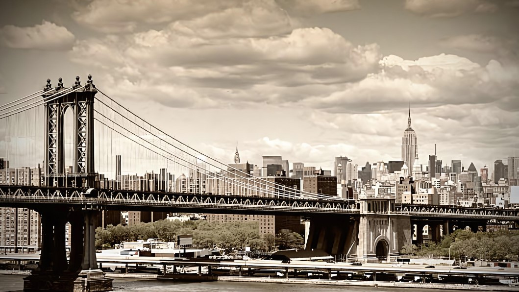 Historical significance Manhattan Bridge