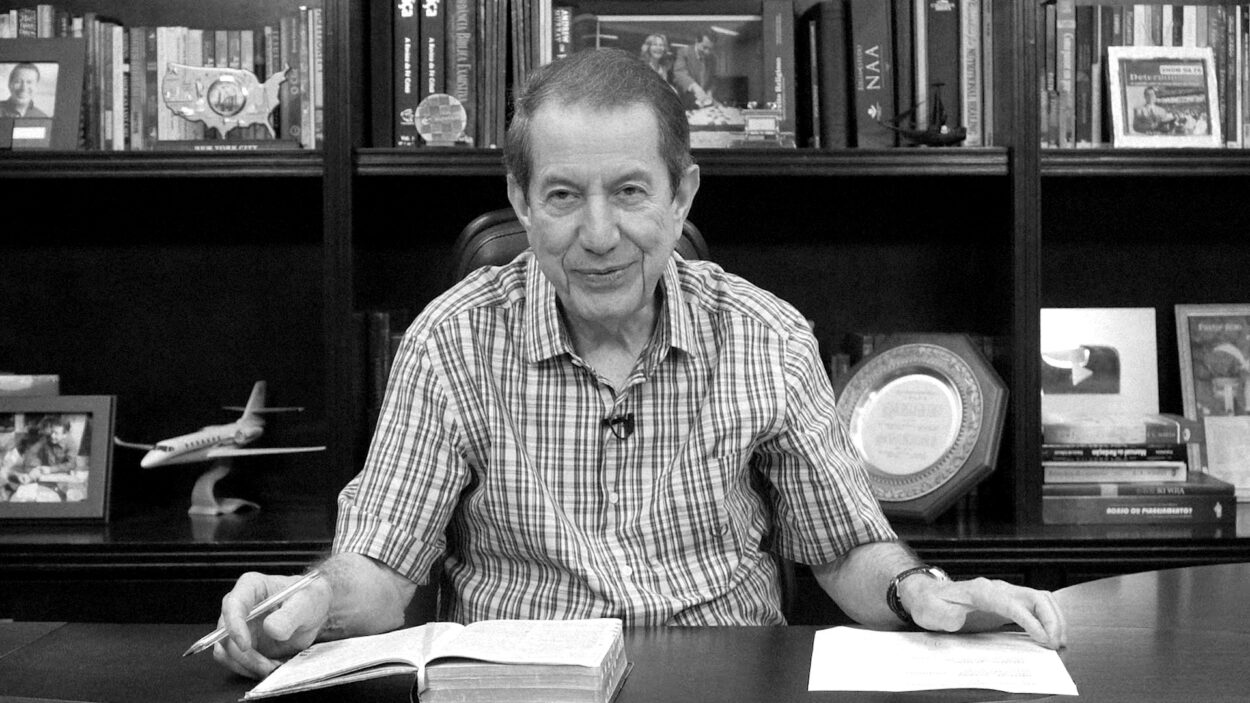 Romildo Ribeiro Soares in Library