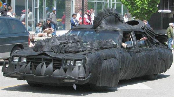 Batman Dino Car