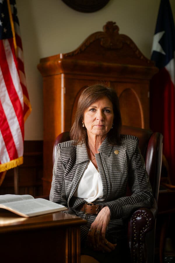 Angela Paxton Files for Divorce From Ken Paxton, Texas' Attorney General