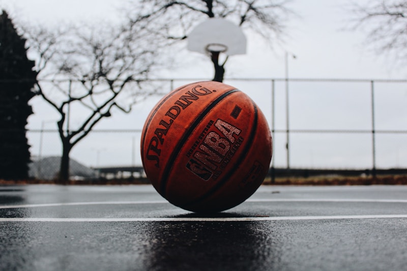Basketball scoreboard showing large point differential